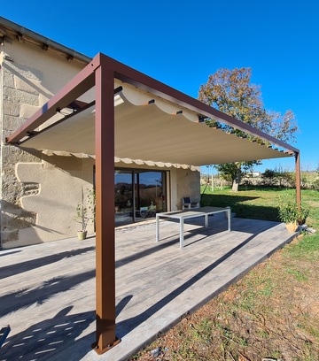 pergola rétractable structure RAL corten finition texturé