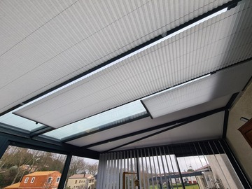 stores plissés de plafond avec toile protection solaire