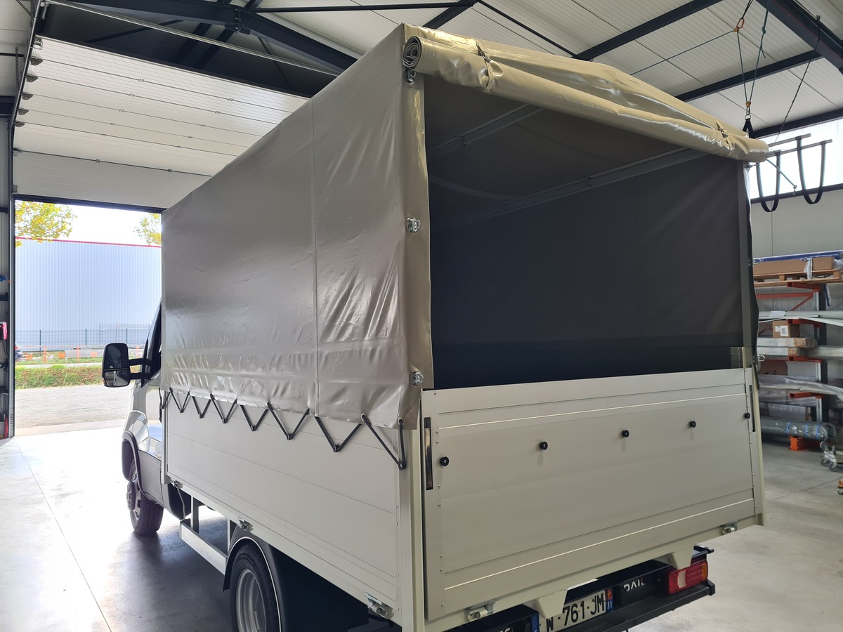 Bâche de camion